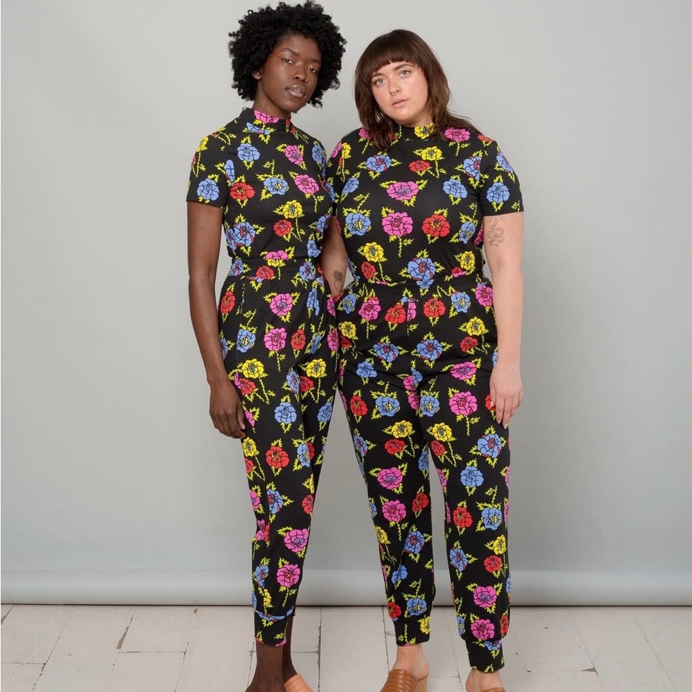 Nooworks Black Floral Jogger Pants 2XL Rose pattern